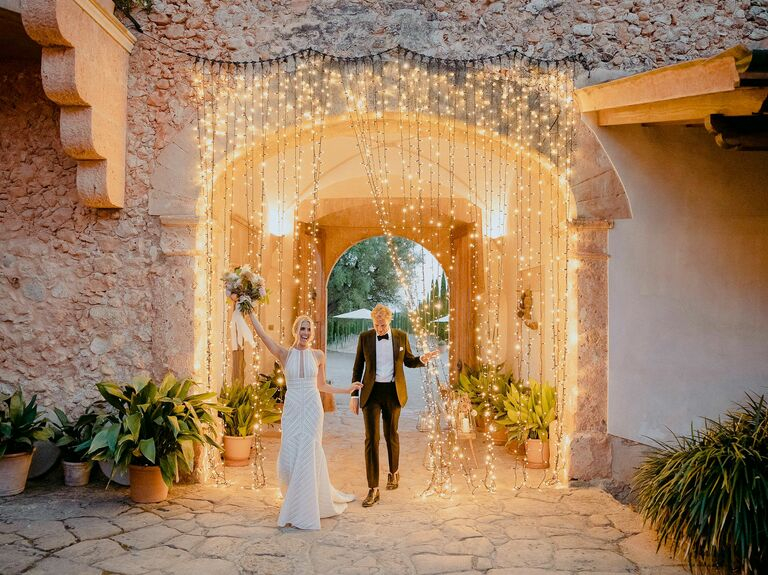 Wedding Entrance Ideas For A Memorable First Impression